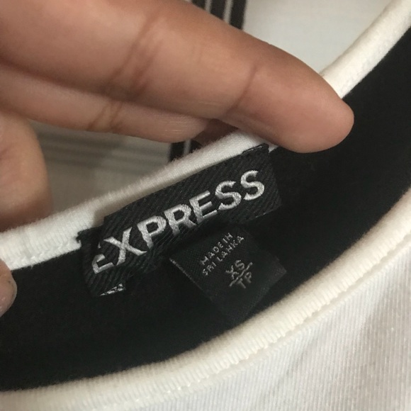 Black and White Express Top - Picture 3 of 3